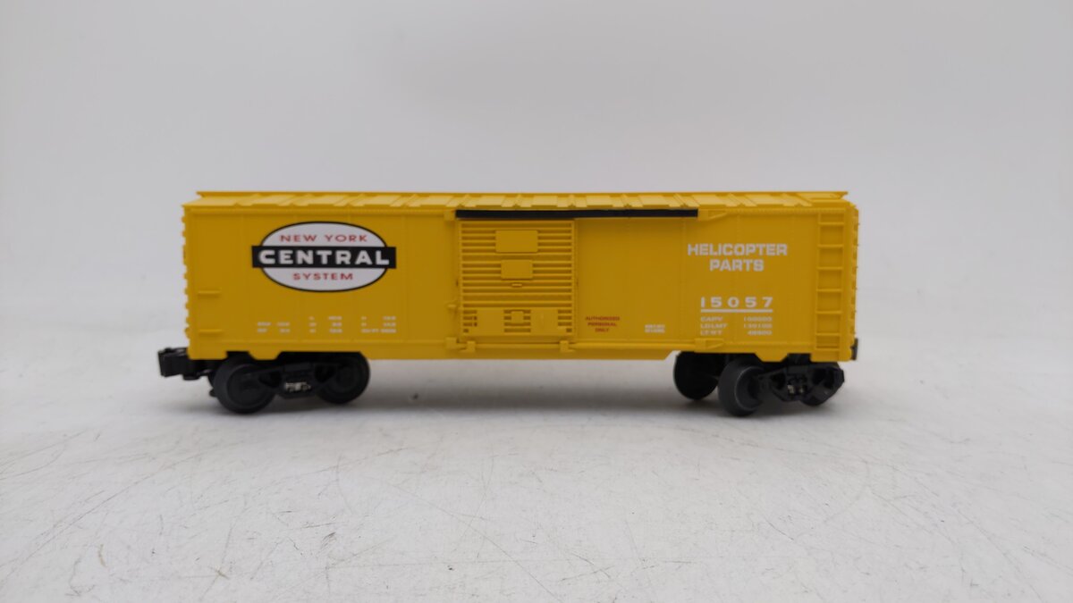 Lionel 6-30156 O New York Central Helicopter Parts Boxcar #15057 EX