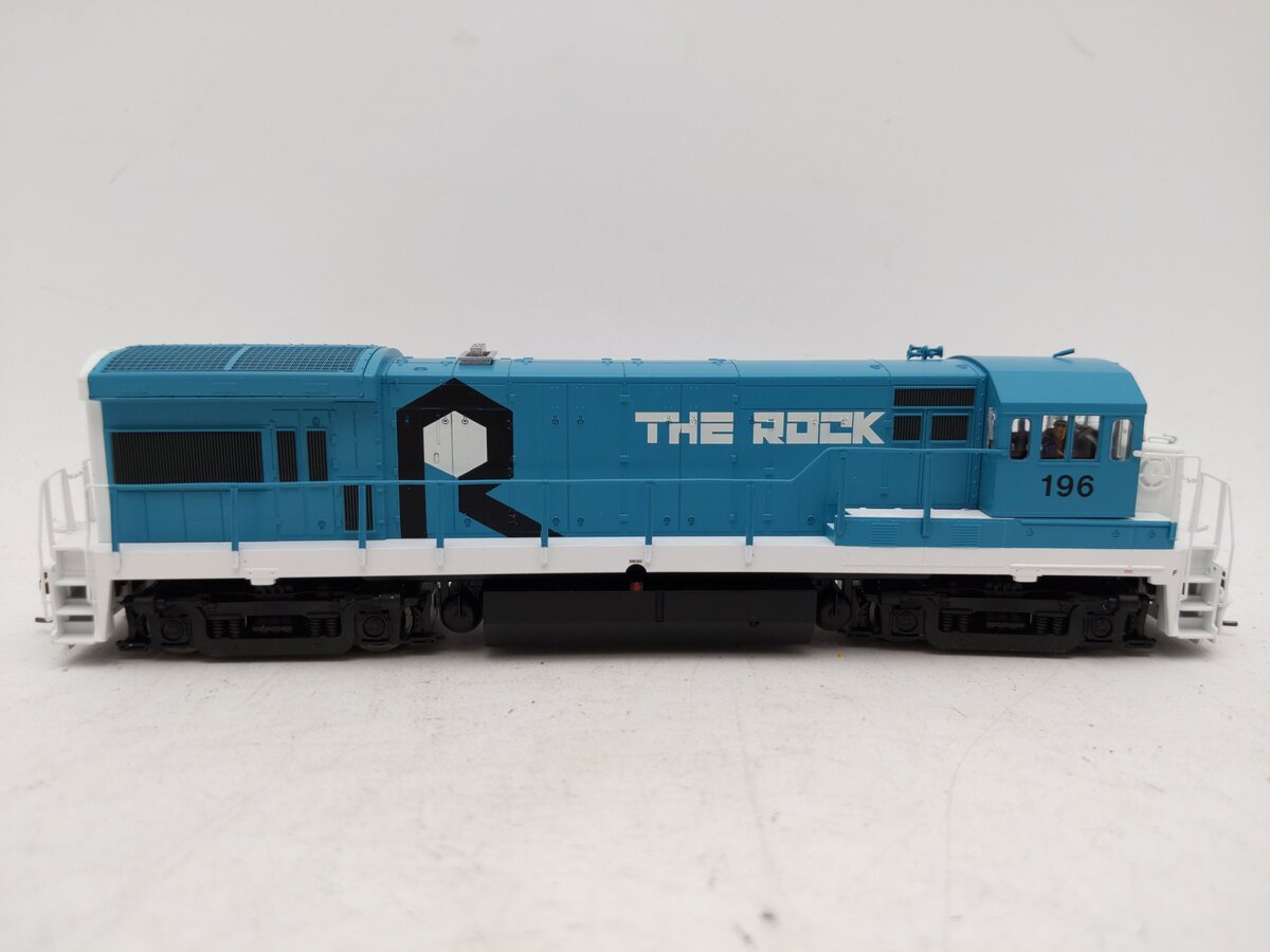 Atlas 10003802 HO Rock Island U33B Locomotive LN/Box