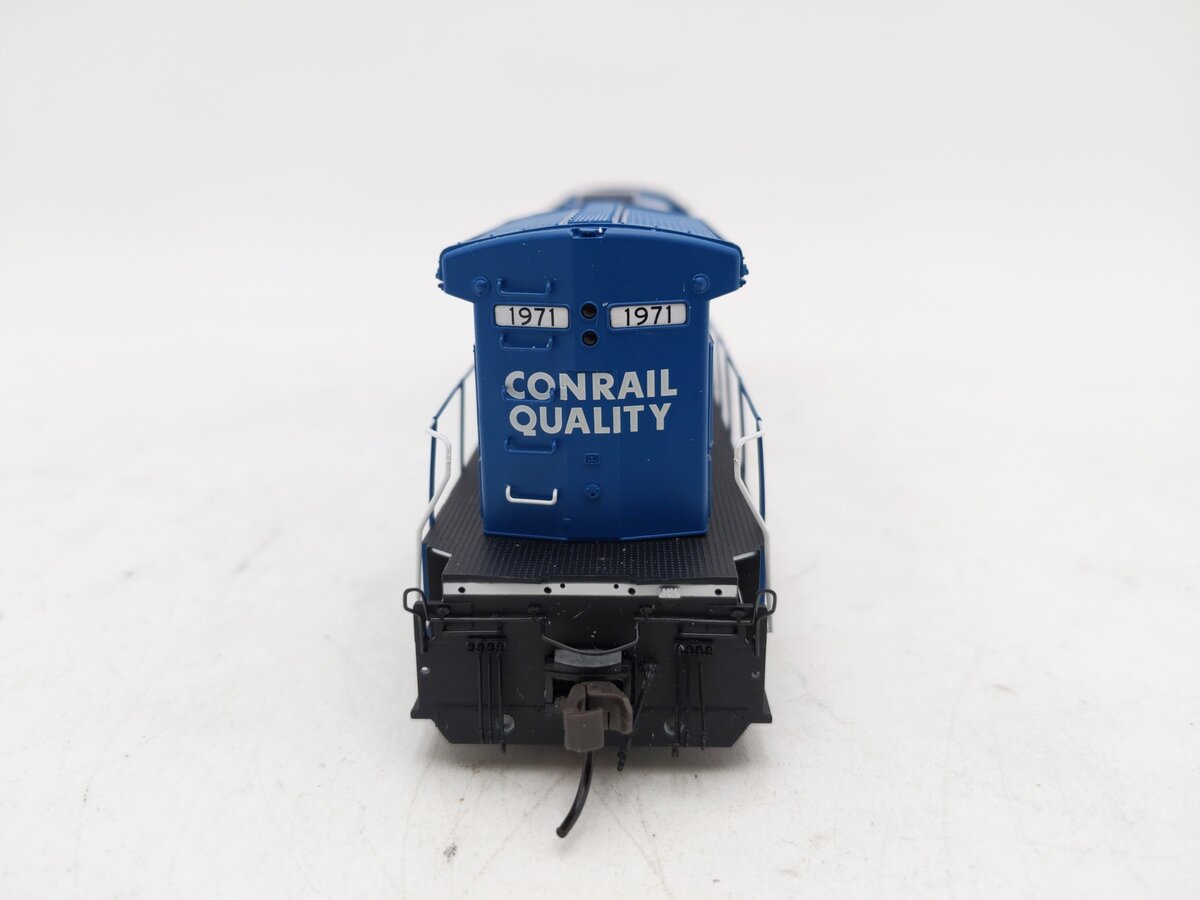 Atlas 8047 HO Scale Conrail Quality GE B23-7 Diesel Locomotive #1971 EX/Box