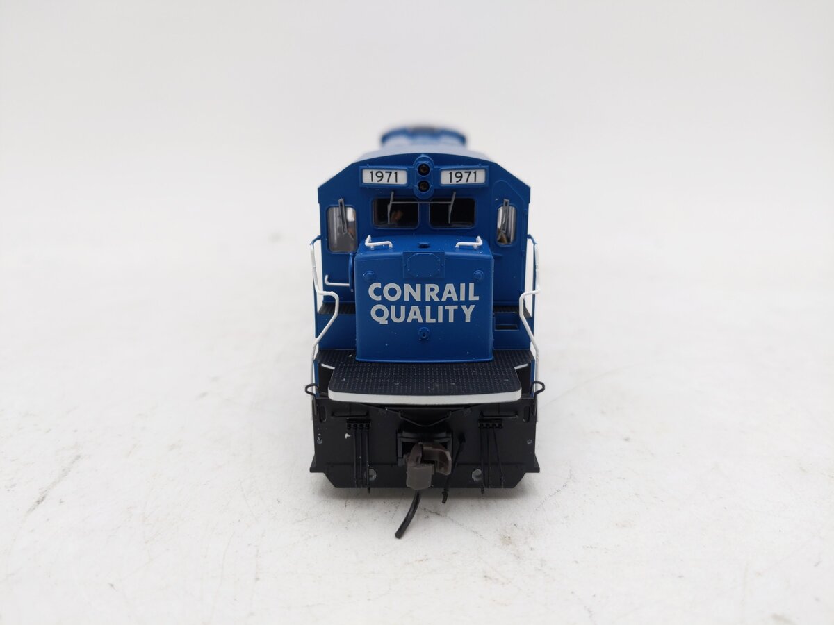 Atlas 8047 HO Scale Conrail Quality GE B23-7 Diesel Locomotive #1971 EX/Box