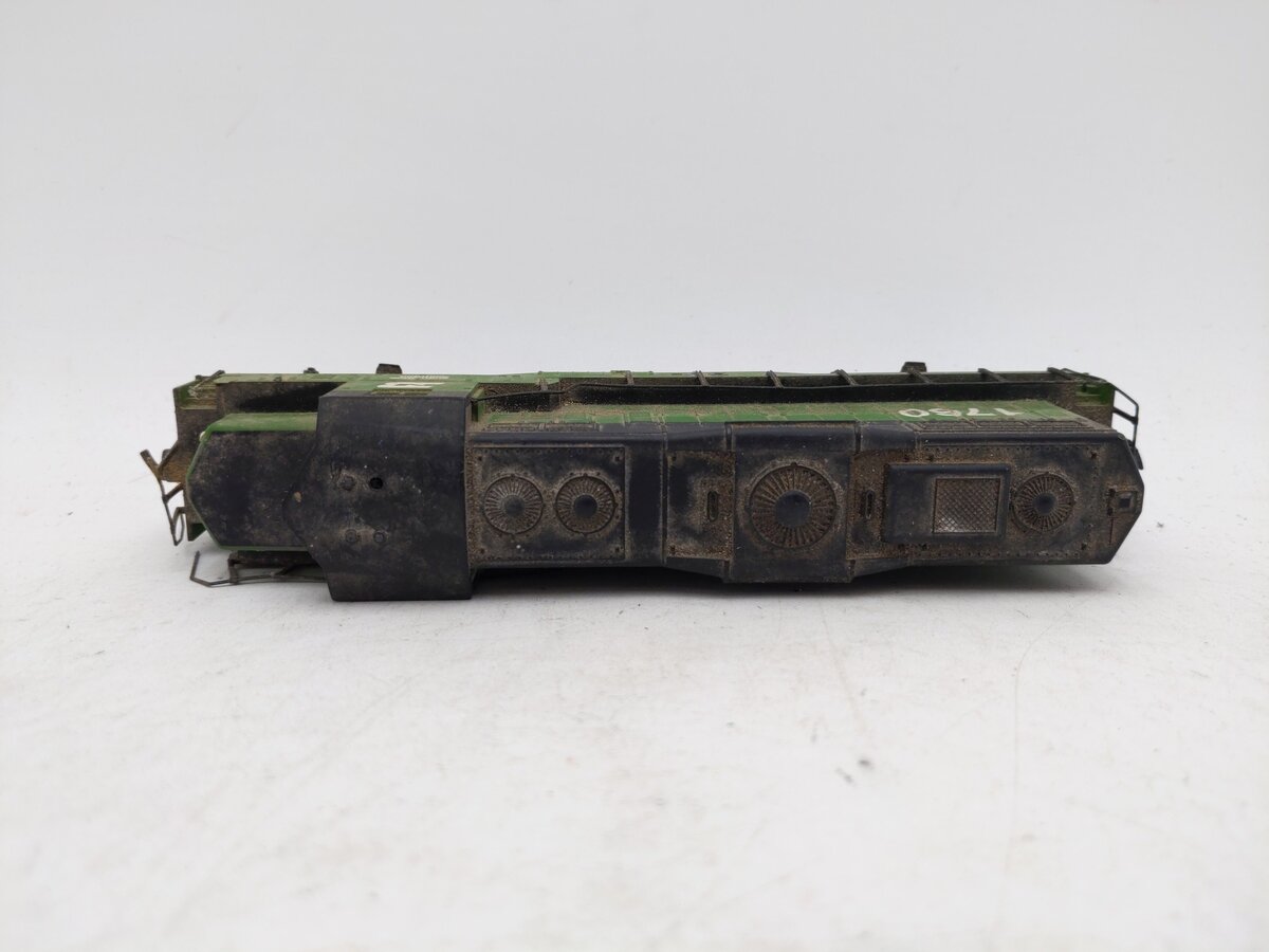 Walthers 1760 Burlington Northern Diesel Locomotive EX
