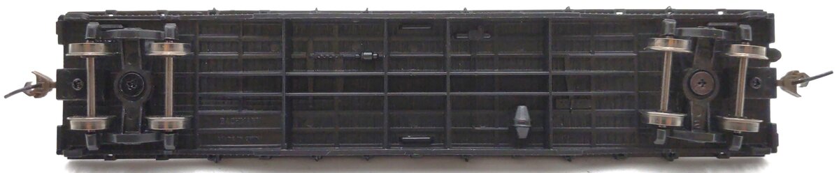 Bachmann 18932 HO Western Pacific W/Crated Load 50' Black Flatcar #2237 LN/Box