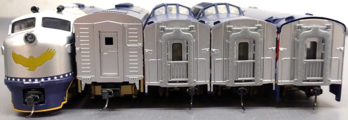 Hawthorne Village HO Scale President Trump Diesel Train Set EX