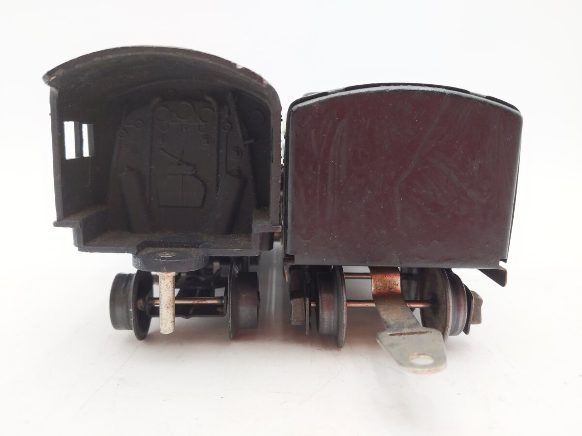 Lionel 1684 Vintage O Prewar 2-4-2 Steam Locomotive w/ 1689T Tinplate Tender VG