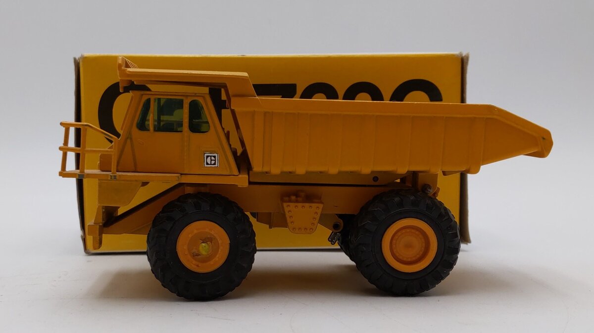 NZG 222 1:50 Scale Diecast Caterpillar 769C Dump Truck LN/Box