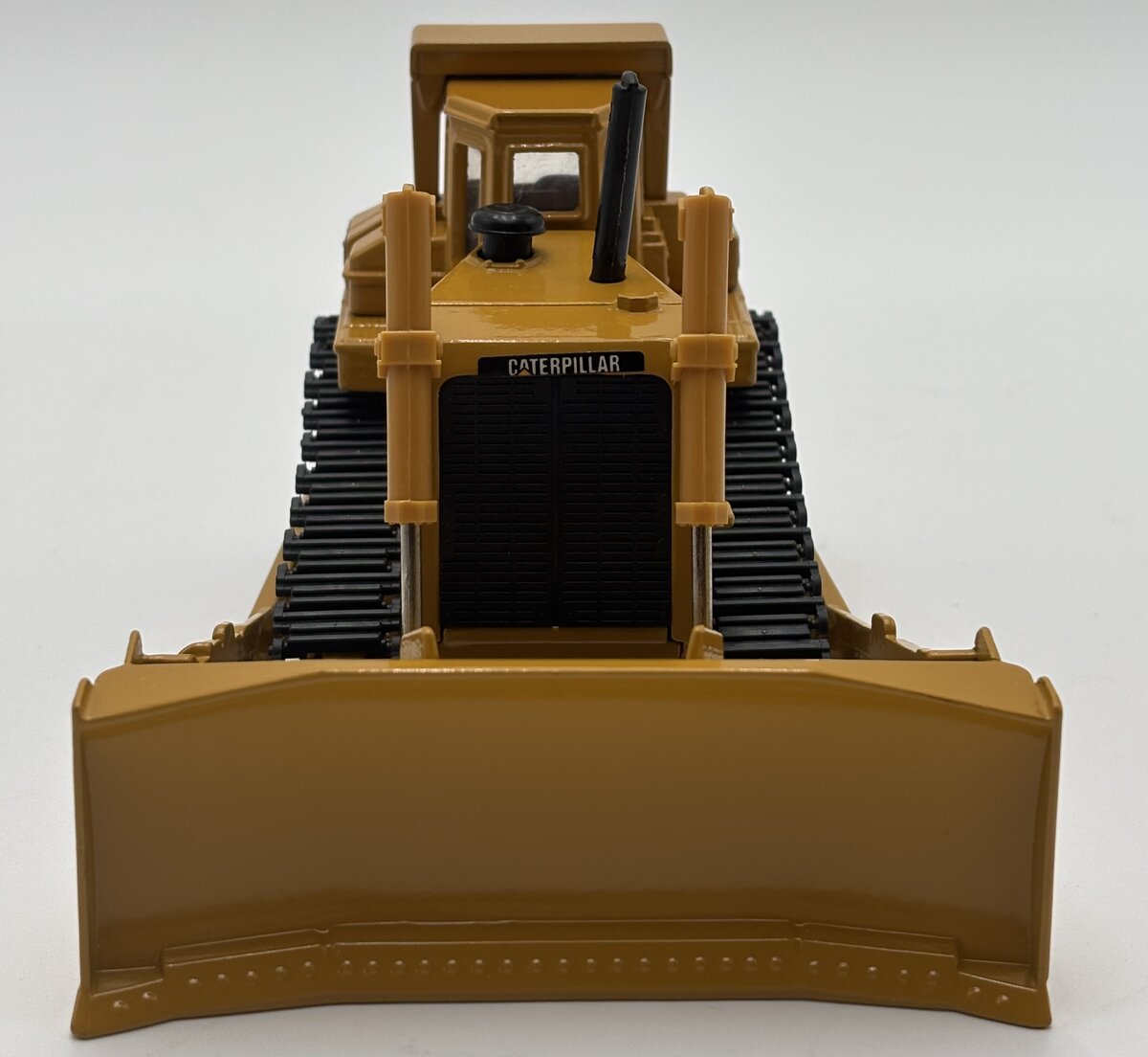 Ertl 2436 1:50 Scale Caterpillar D10N Track Type Tractor EX/Box