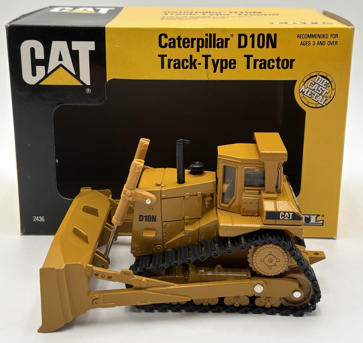 Ertl 2436 1:50 Scale Caterpillar D10N Track Type Tractor EX/Box