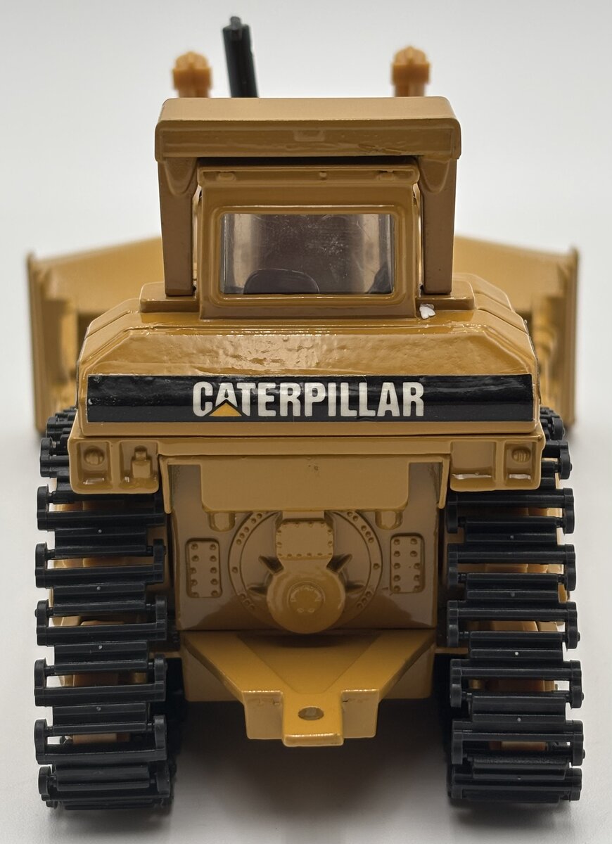 Ertl 2436 1:50 Scale Caterpillar D10N Track Type Tractor EX/Box