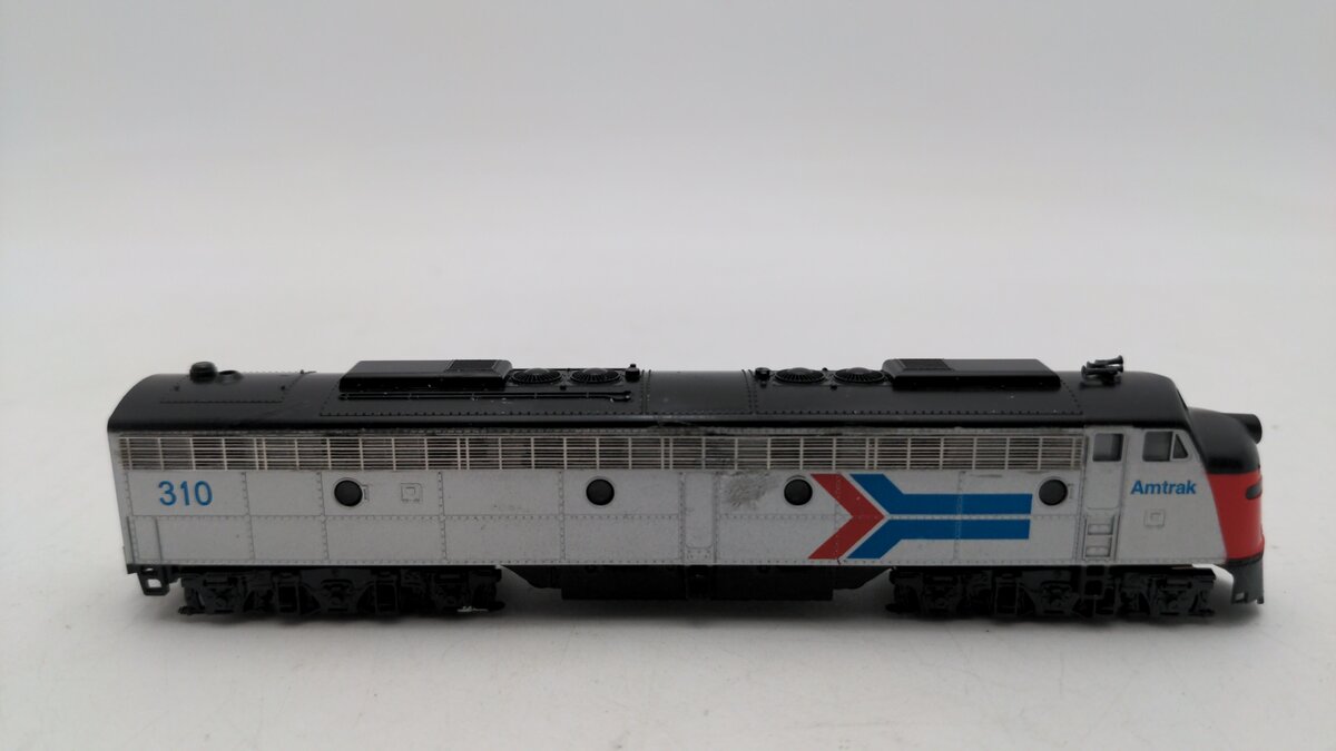 Kato 176-5341 N Scale Amtrak EMD E8A Diesel #310 - Phase I VG/Box