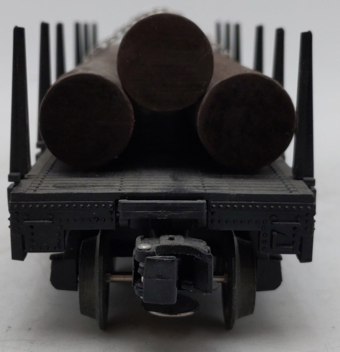 Lionel 6-17500 O Gauge Canadian Pacific Flatcar w/ Logs EX
