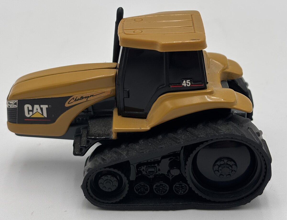 Norscot 55901 1:64 CAT 45 Challenger Agricultural Tractor Farming Equipment EX