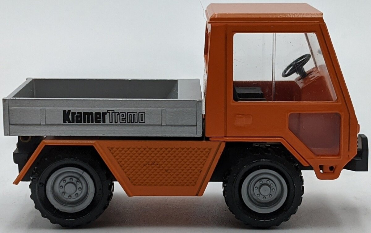 NZG 300 1:35 1987 KRAMER 601 Tremo Truck/Box