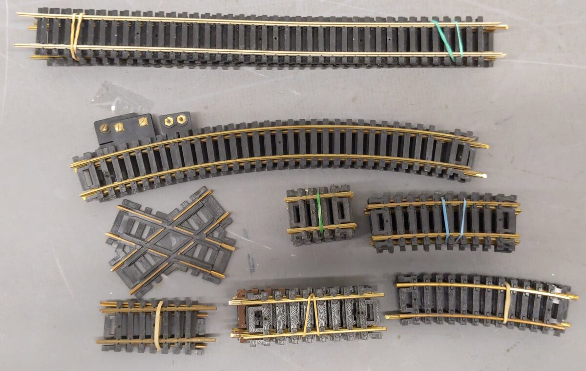 HO Scale Assorted Track-Curve, Straight, and Crossing [49] EX