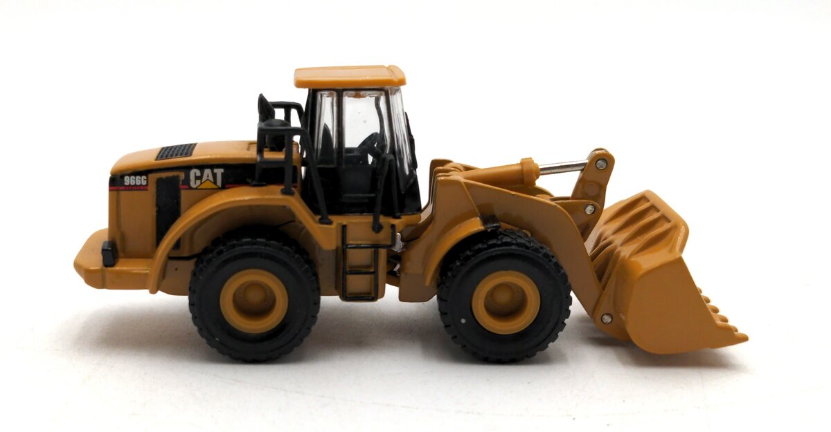 Norscot 55109 1:87 Caterpillar 966G Series II Wheel Loader LN