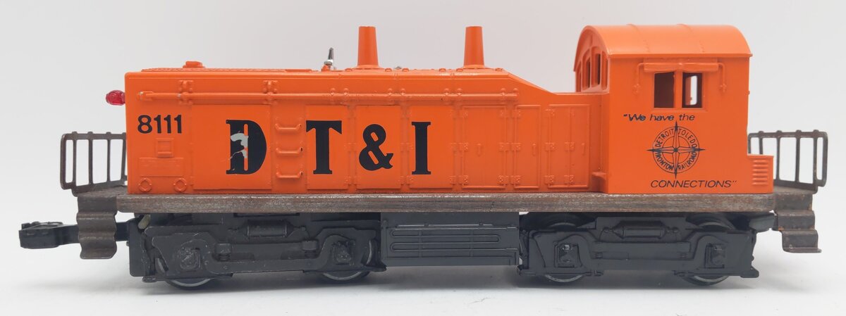 Lionel 6-8111 O Gauge DT&I NW-2 Switcher Diesel Locomotive VG