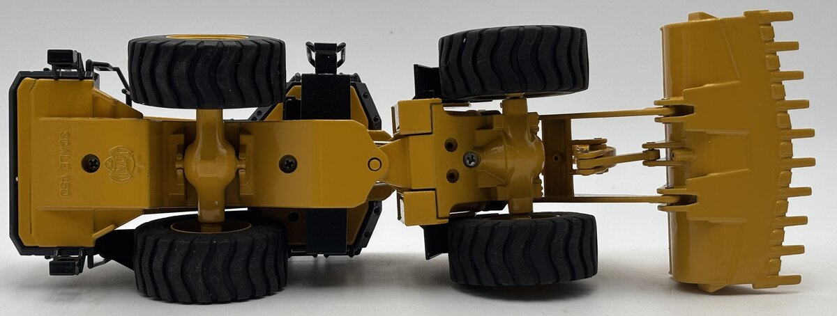 Joal 265 1:50 Scale Komatsu WA900-3 Avance Wheel Loader Die Cast Metal EX/Box
