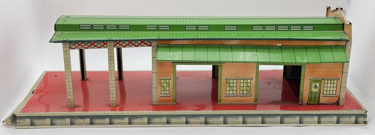 Marx 5424 Vintage O Tinplate Freight Terminal