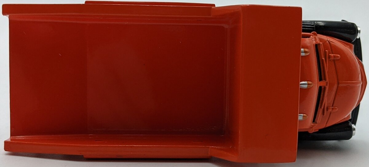 Ertl H471 1950 Chevy Dump Truck NIB