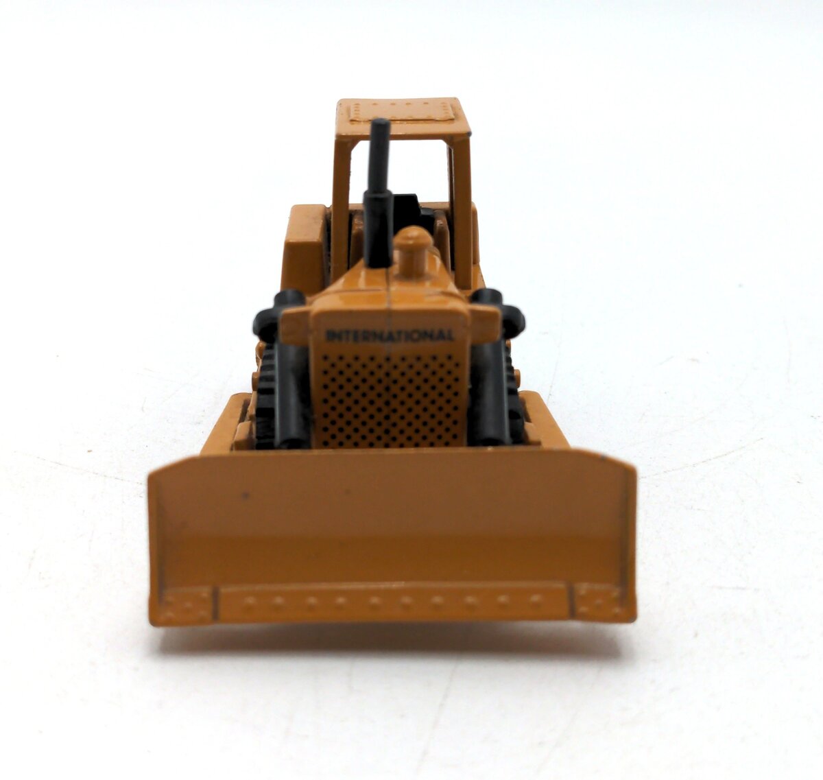 Ertl 1851 1/64 Scale International Harvester TD20E Dozer EX