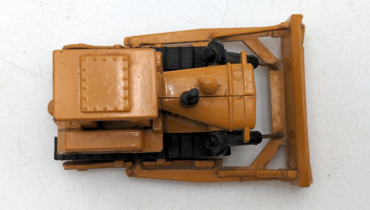 Ertl 1851 1/64 Scale International Harvester TD20E Dozer EX