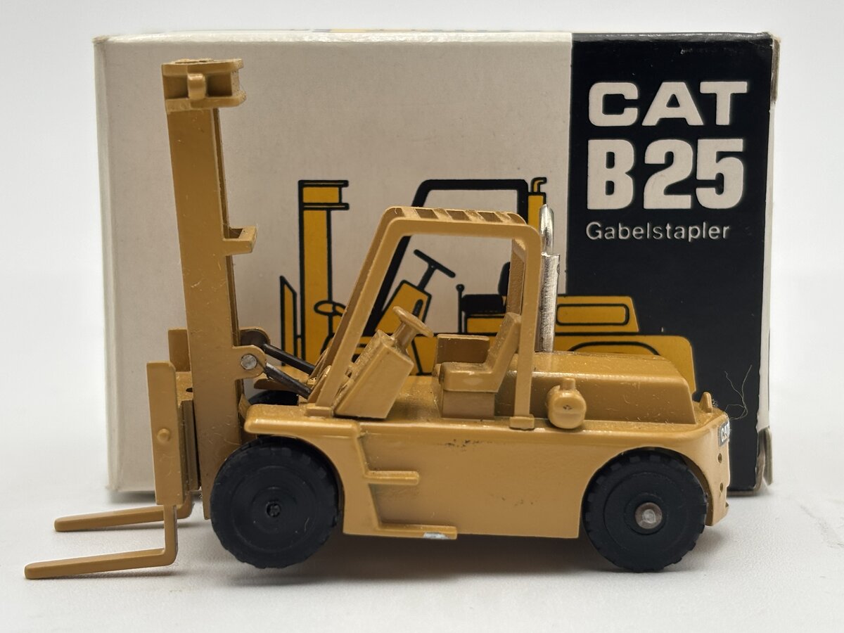 NZG 124 1:87 CAT B25 Lift Truck EX/Box