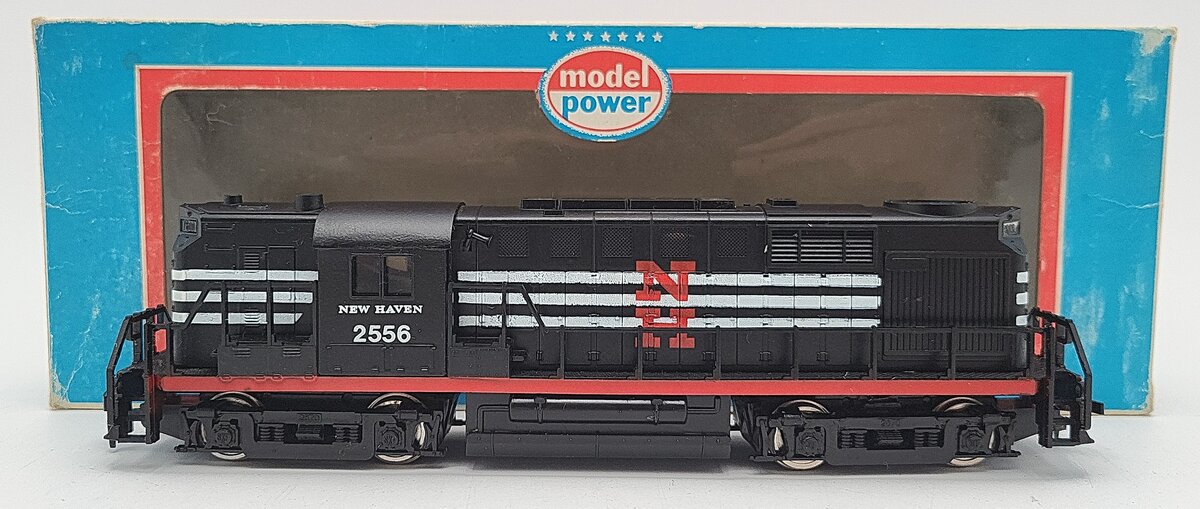 Model Power 6694 HO Scale New Haven Alco RS-11 #2556 EX/Box