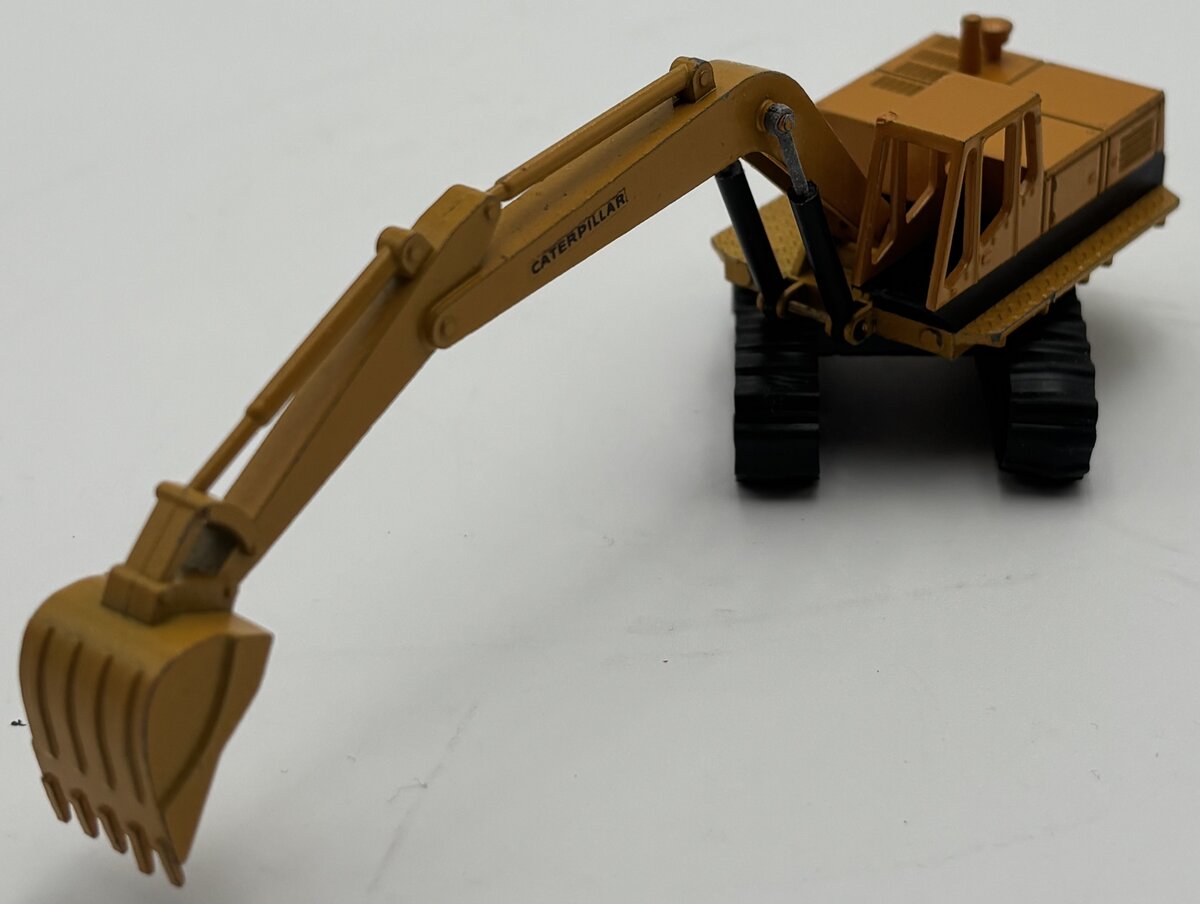 NZG 143 1:87 Caterpillar 225 Excavator EX/Box