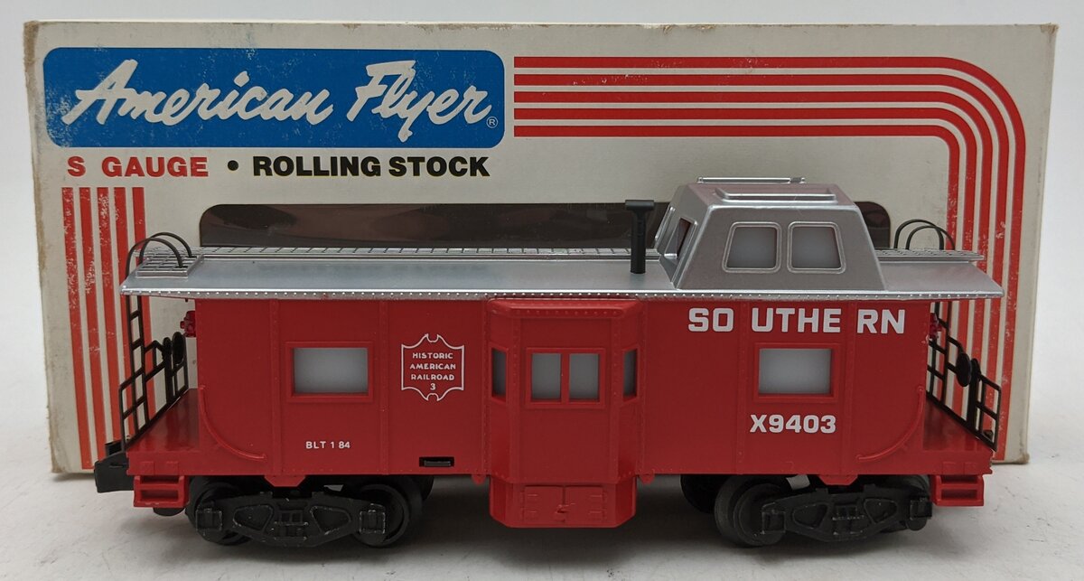 American Flyer 4-9403 S Gauge Southern Bay Window Illuminated Caboose EX/Box