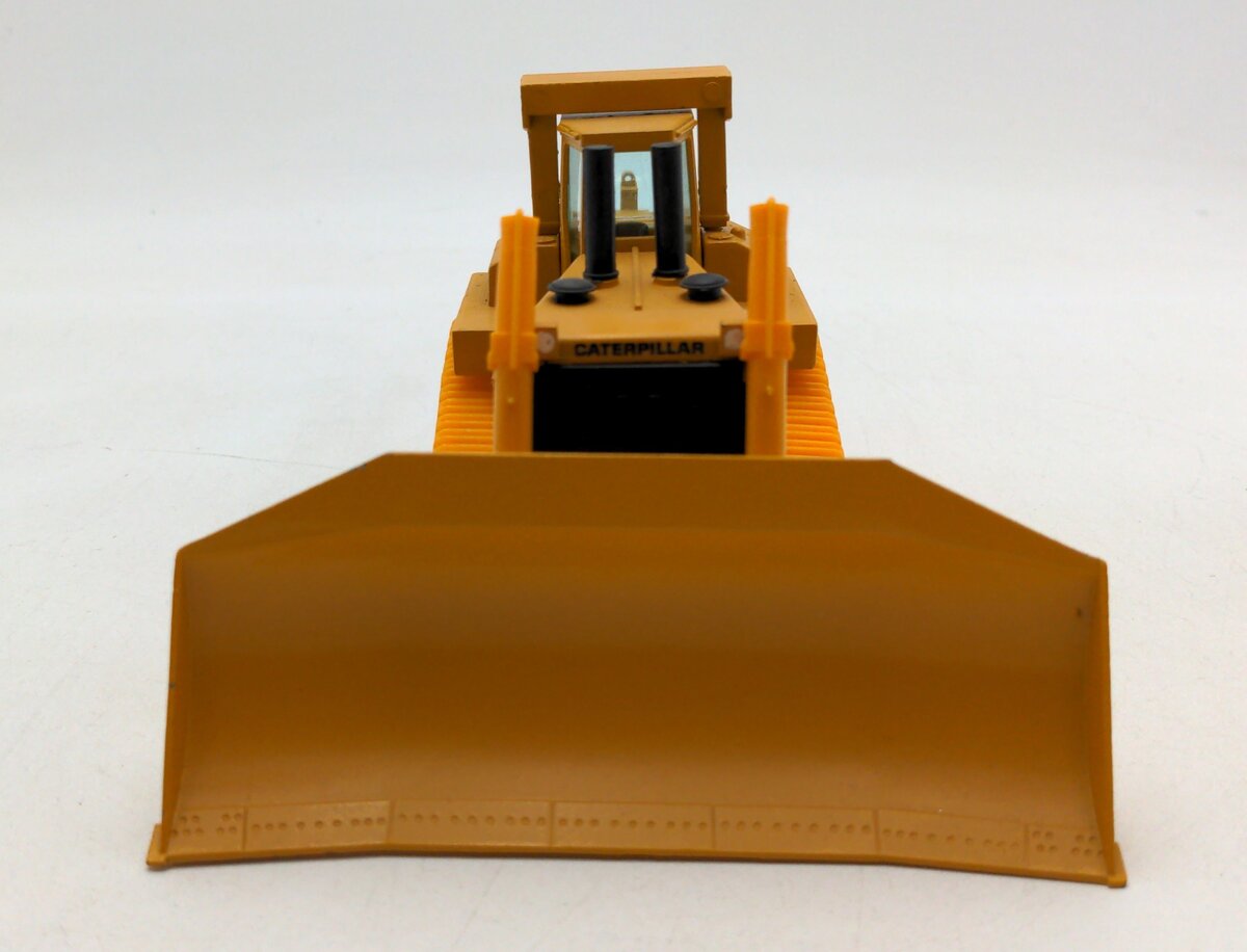 Conrad 285 1:50 Caterpillar D10N Dozer with Ripper LN/Box