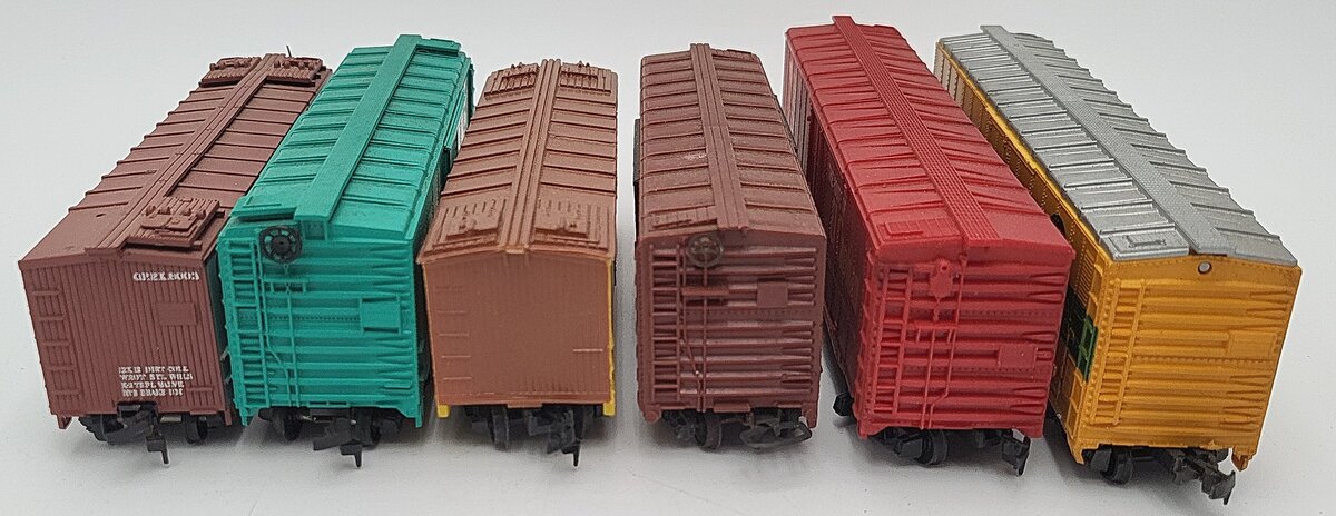 Mantua & Other HO Scale Assorted Boxcars: 49277, 29212, 1020, 8003, 77040 [6] VG