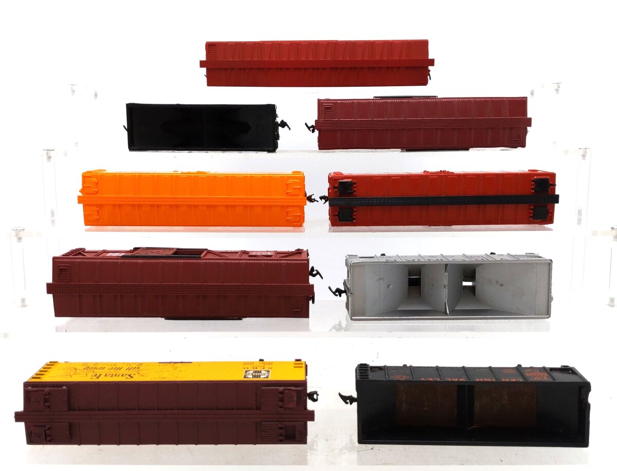 Tyco & Other HO Scale Assorted Freight Cars [9] VG
