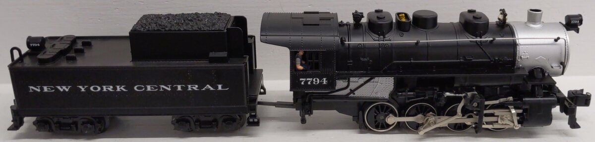 Lionel 6-30156 NYC Flyer 0-8-0 Steam Locomotive and Tender #7794 EX