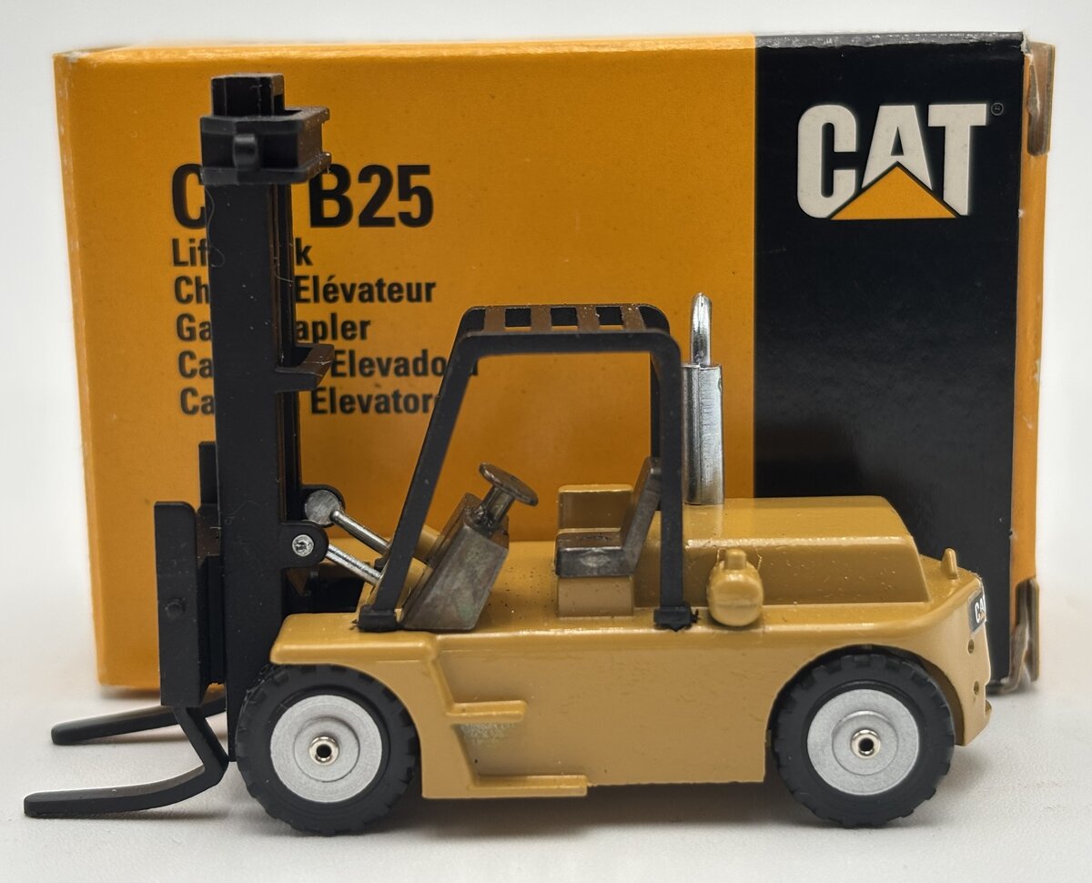NZG 499 1:87 CAT B25 Lift Truck EX/Box