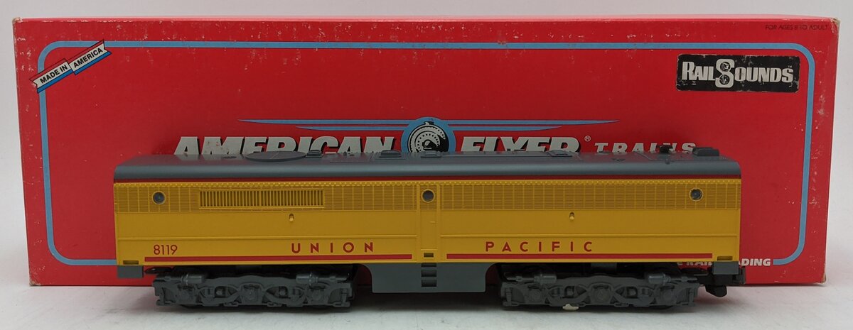 American Flyer 6-48119 S Union Pacific B Unit Non-Powered Diesel Locomotive/Box