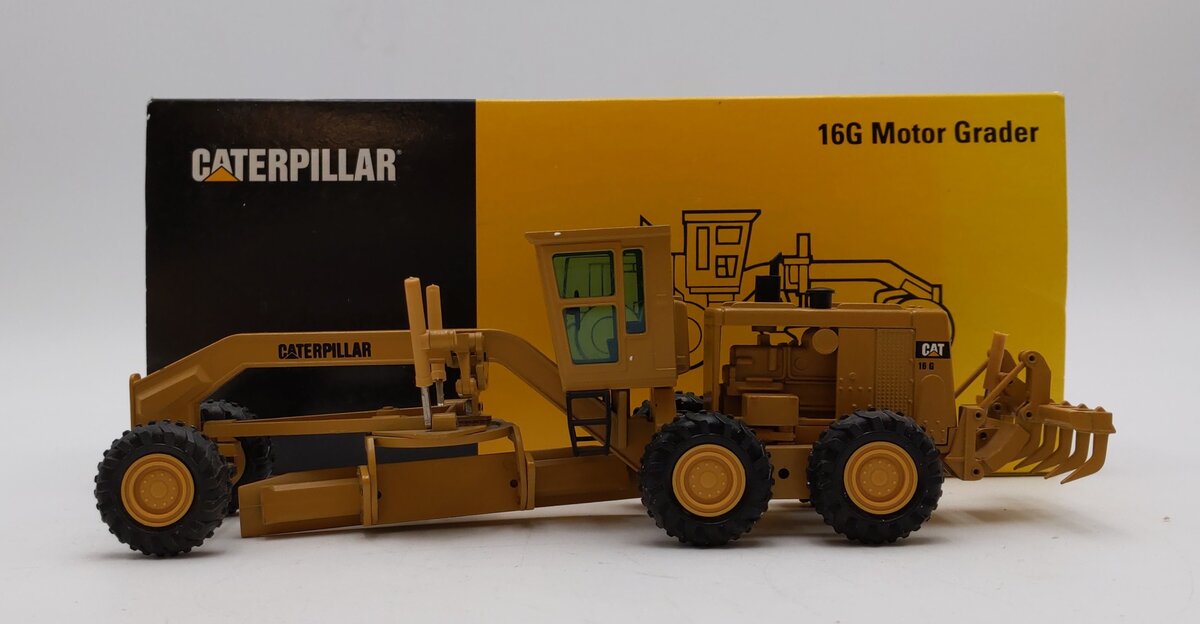 NZG 387 1:50 16G Caterpillar Motor Grader LN/Box