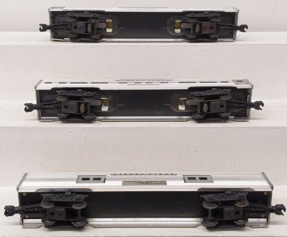 Lionel Vintage O Lionel Lines Aluminum Cars 2530, 2532 [3]