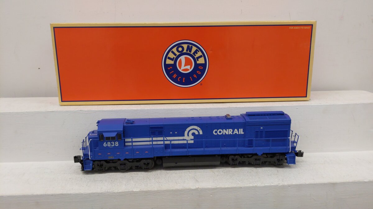 Lionel 6-28268 Conrail U30C Non-Powered Diesel Locomotive #6838 EX/Box