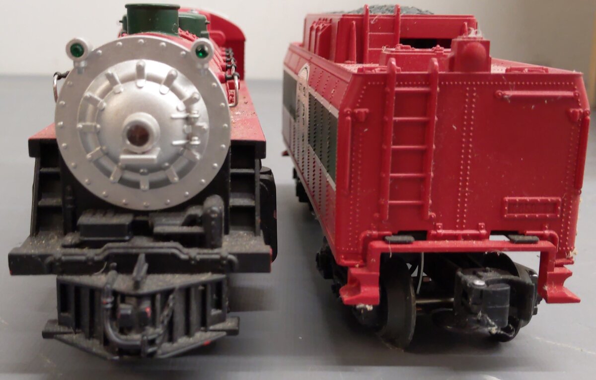 Lionel 6-30020 O North Pole Central Christmas Steam Locomotive & Tender #25 EX