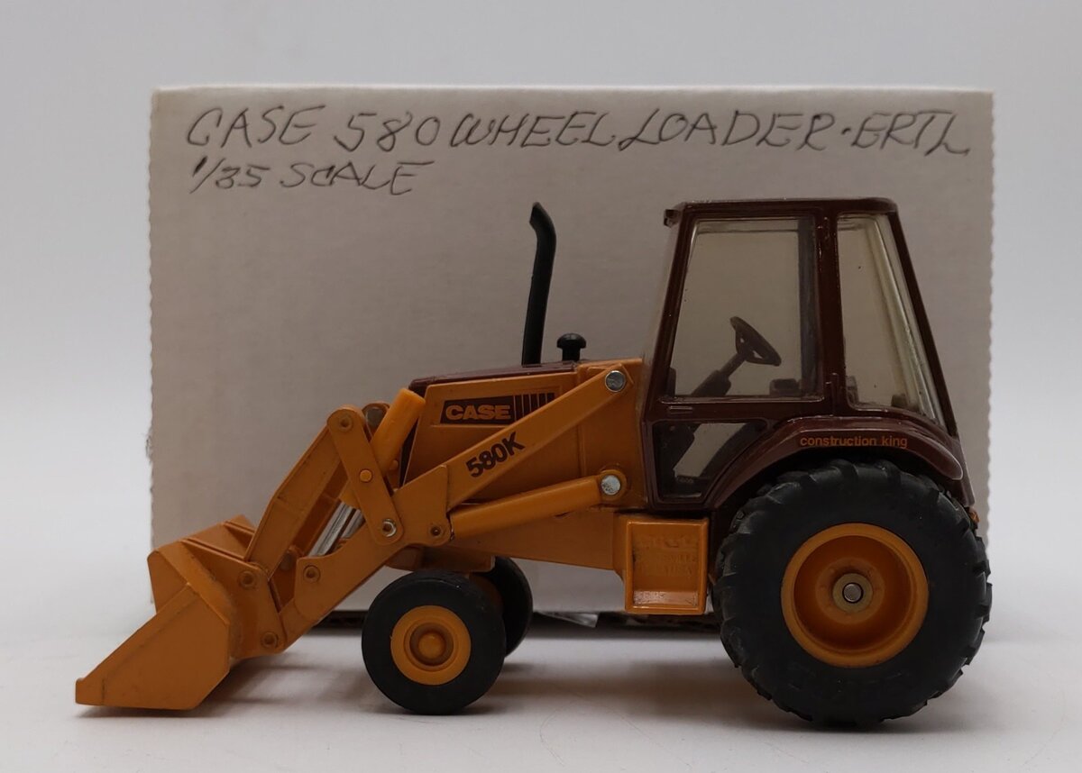 ERTL 1:35 Case 580K Wheel Loader NEW