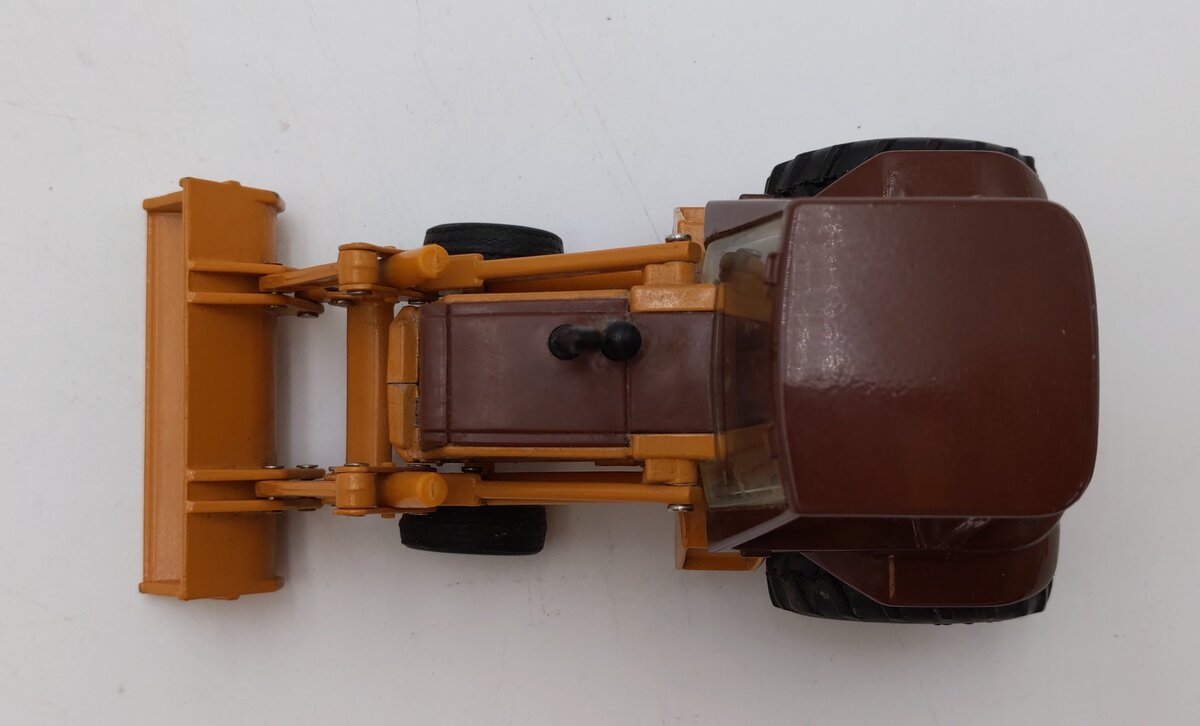 ERTL 1:35 Case 580K Wheel Loader NEW