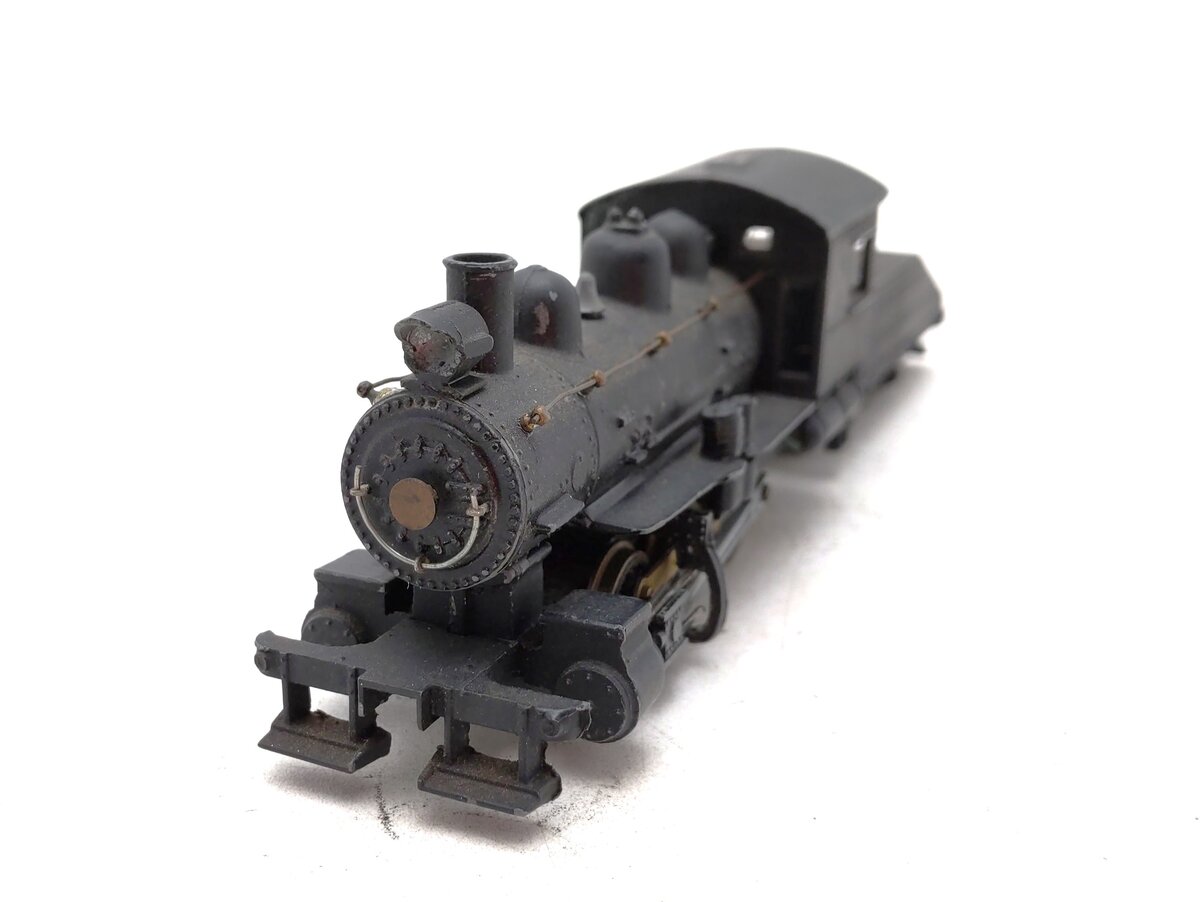 HO Undecorated 0-6-0 Steam Locomotive VG