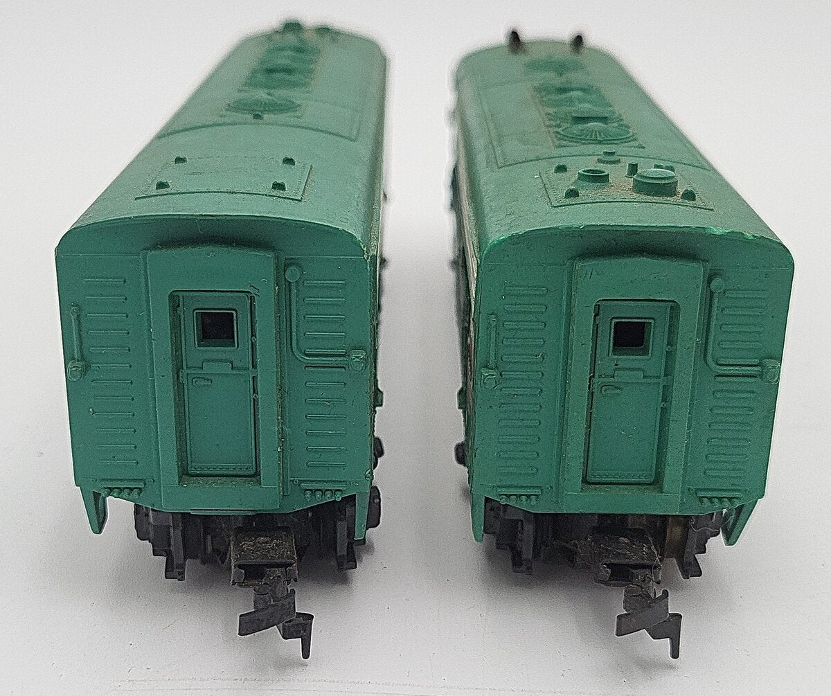 Mantua T.Y.C.O. HO Scale Penn Central Diesel Dummy Locomotive #9451 & B Unit EX
