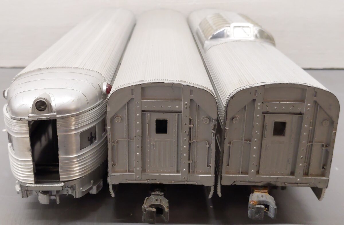 Lionel Vintage O Lionel Lines Aluminum Cars 2530, 2531, 2532 [3] VG