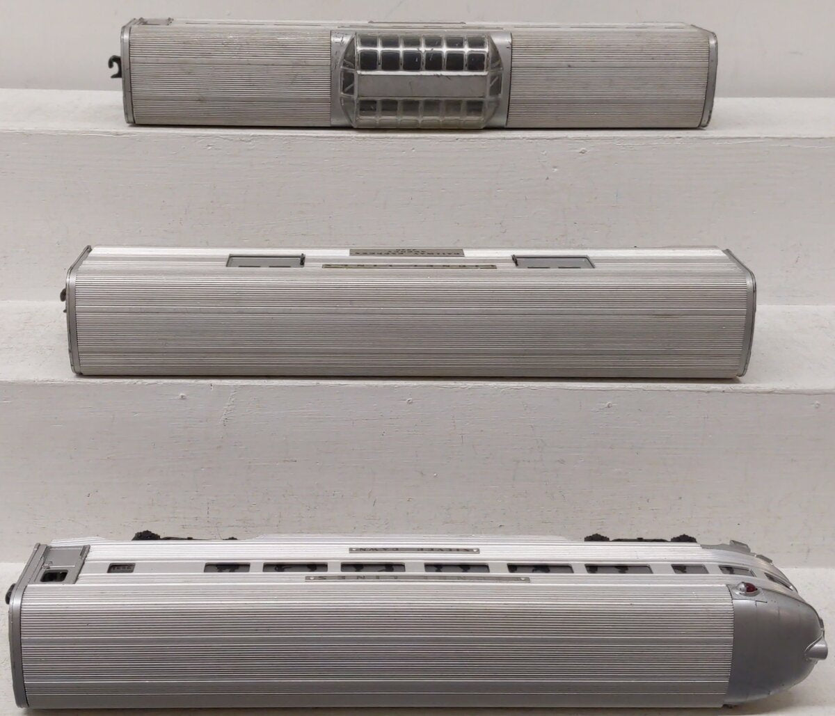 Lionel Vintage O Lionel Lines Aluminum Cars 2530, 2531, 2532 [3] VG