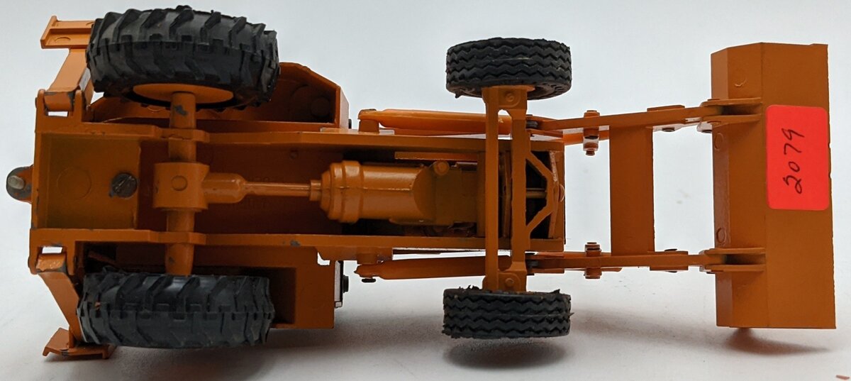 Conrad 2930 1:35 580C Construction King Backhoe/Loader EX/Box