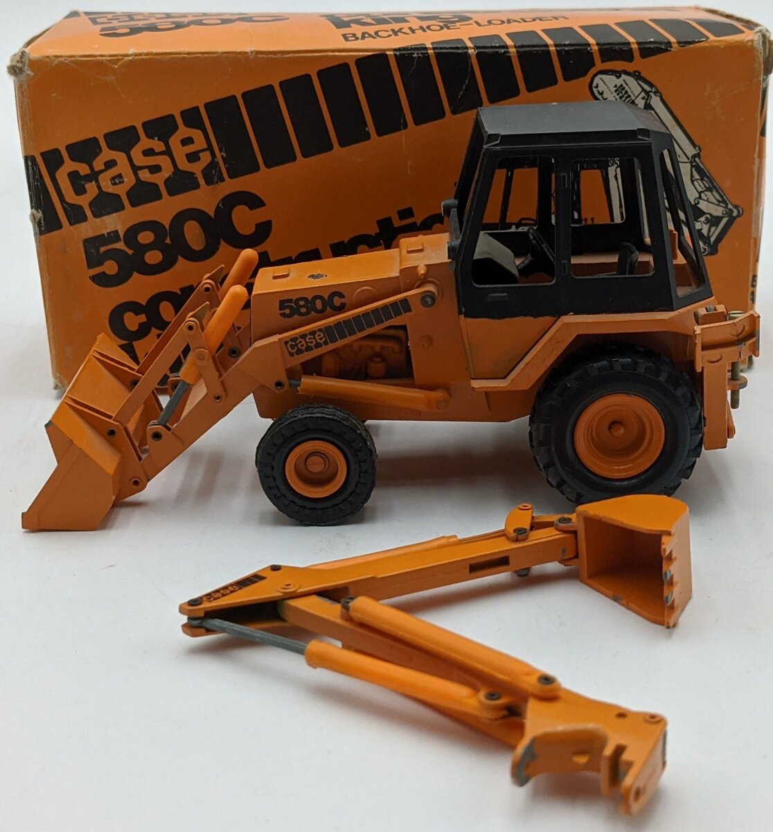 Conrad 2930 1:35 580C Construction King Backhoe/Loader EX/Box