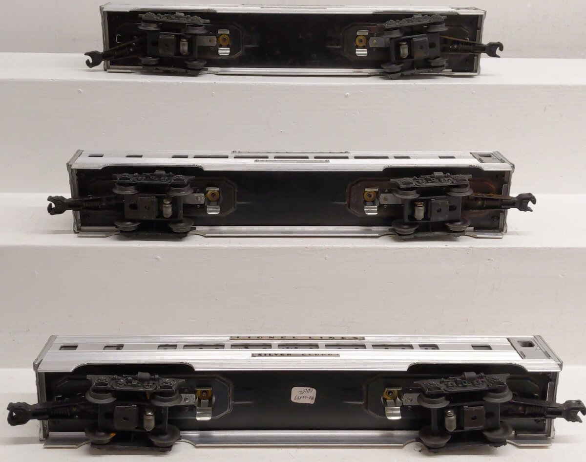 Lionel Vintage O Lionel Lines Aluminum Passenger Cars 2533, 2534 [3] VG