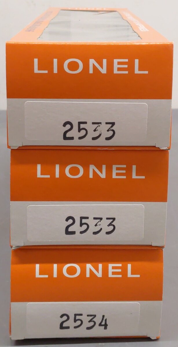Lionel Vintage O Lionel Lines Aluminum Passenger Cars 2533, 2534 [3] VG