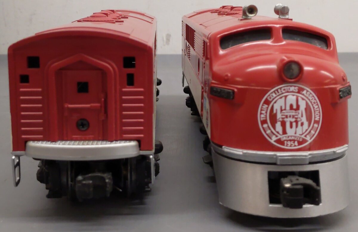 Lionel 2245 O Gauge Texas Special F-3 AB Diesel Locomotive Set EX