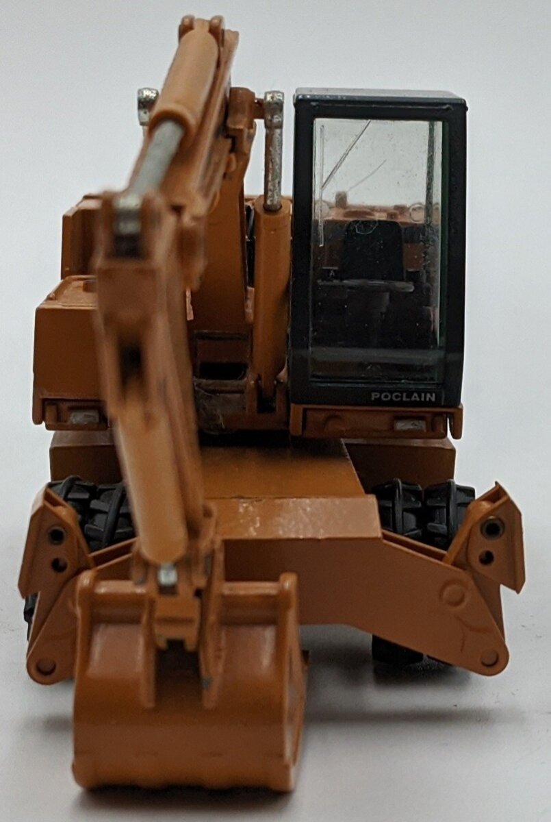Conrad 2899 1:50 Case 988 Wheeled Excavator NIB